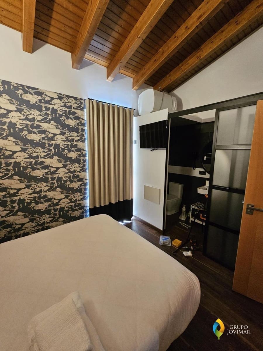 Hotel na sprzedaż w Caniles z basenem garażem - 900 000 € (Ref: 8026866)