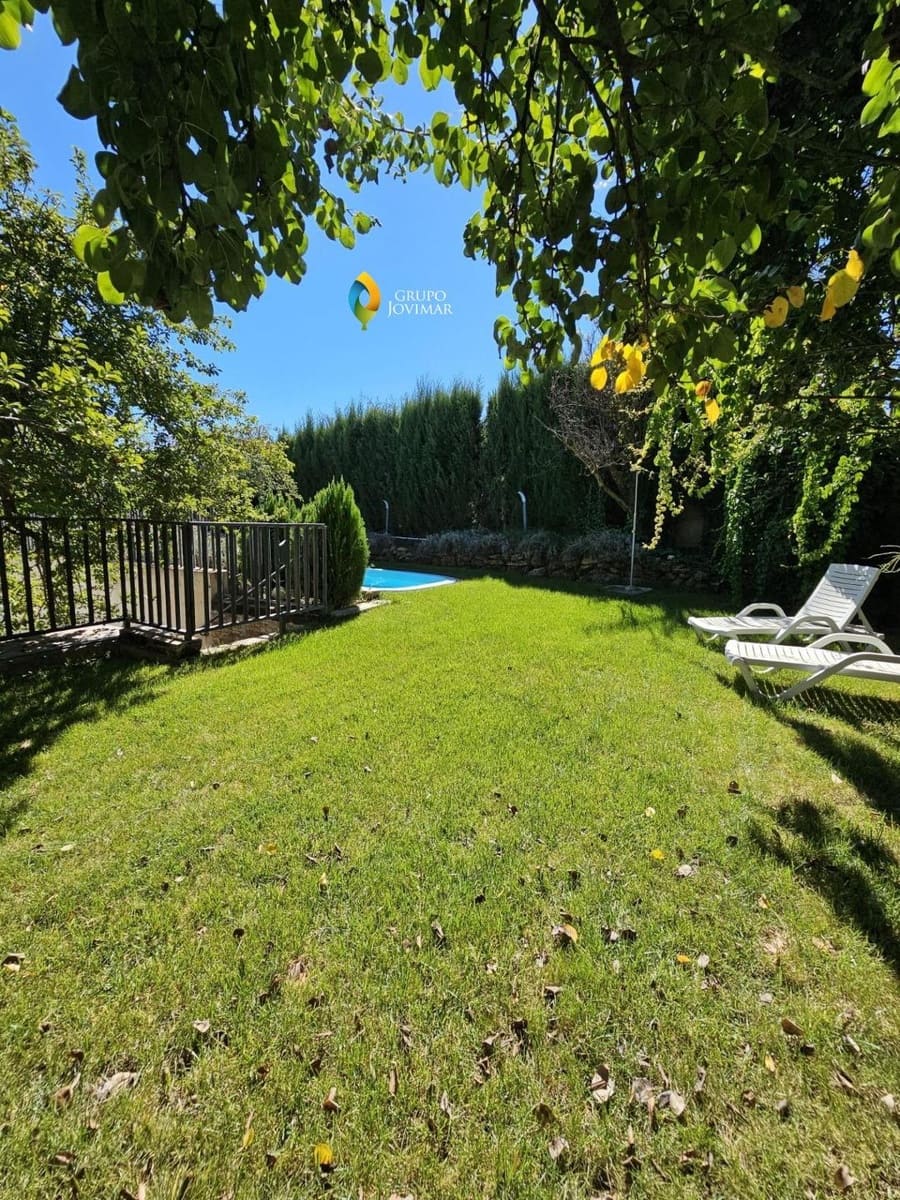 Hotel na sprzedaż w Caniles z basenem garażem - 900 000 € (Ref: 8026866)