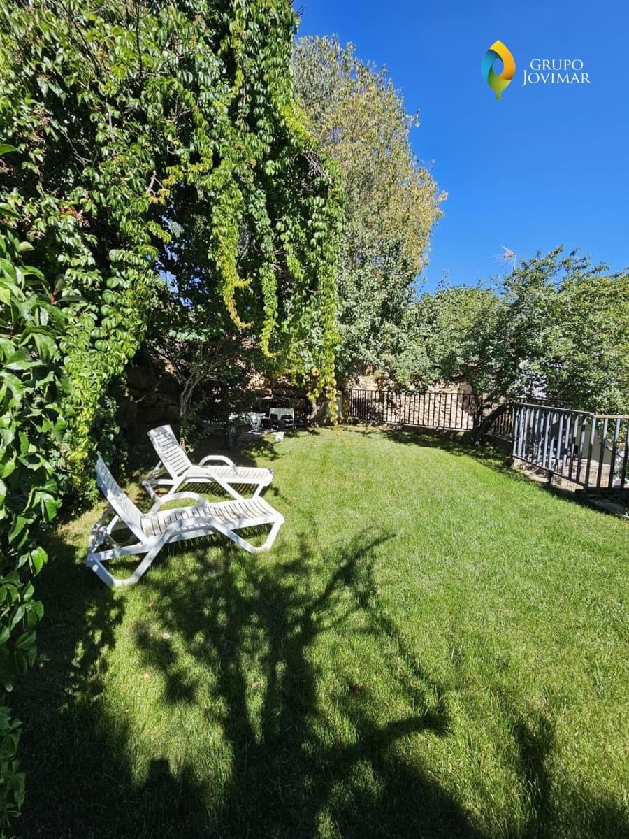 Hotel na sprzedaż w Caniles z basenem garażem - 900 000 € (Ref: 8026866)