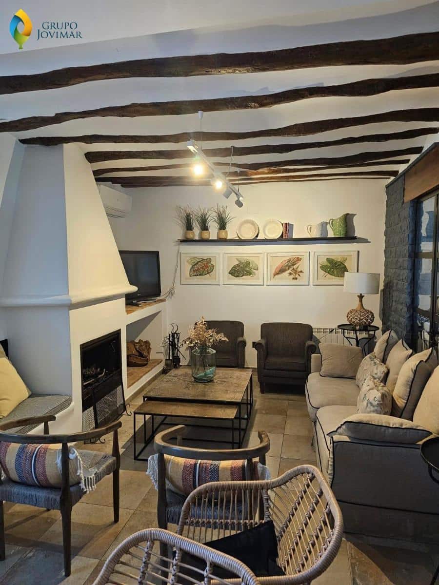 Hotel na sprzedaż w Caniles z basenem garażem - 900 000 € (Ref: 8026866)