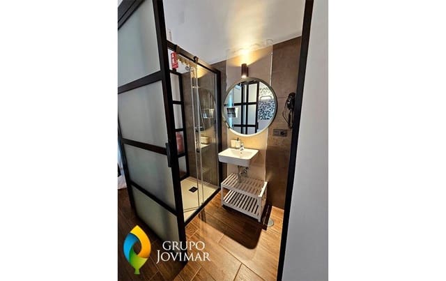 Hotel til salg i Caniles med swimmingpool garage - € 900.000 (Ref: 8026866)