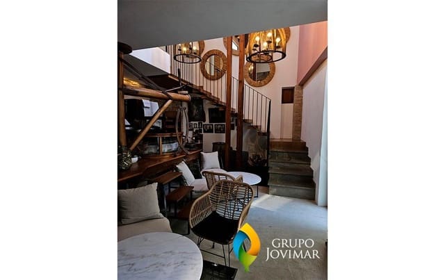 Hotel til salg i Caniles med swimmingpool garage - € 900.000 (Ref: 8026866)