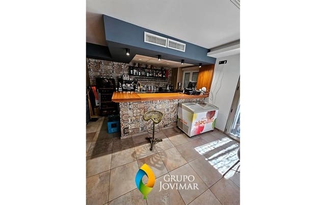 Hotel til salg i Caniles med swimmingpool garage - € 900.000 (Ref: 8026866)