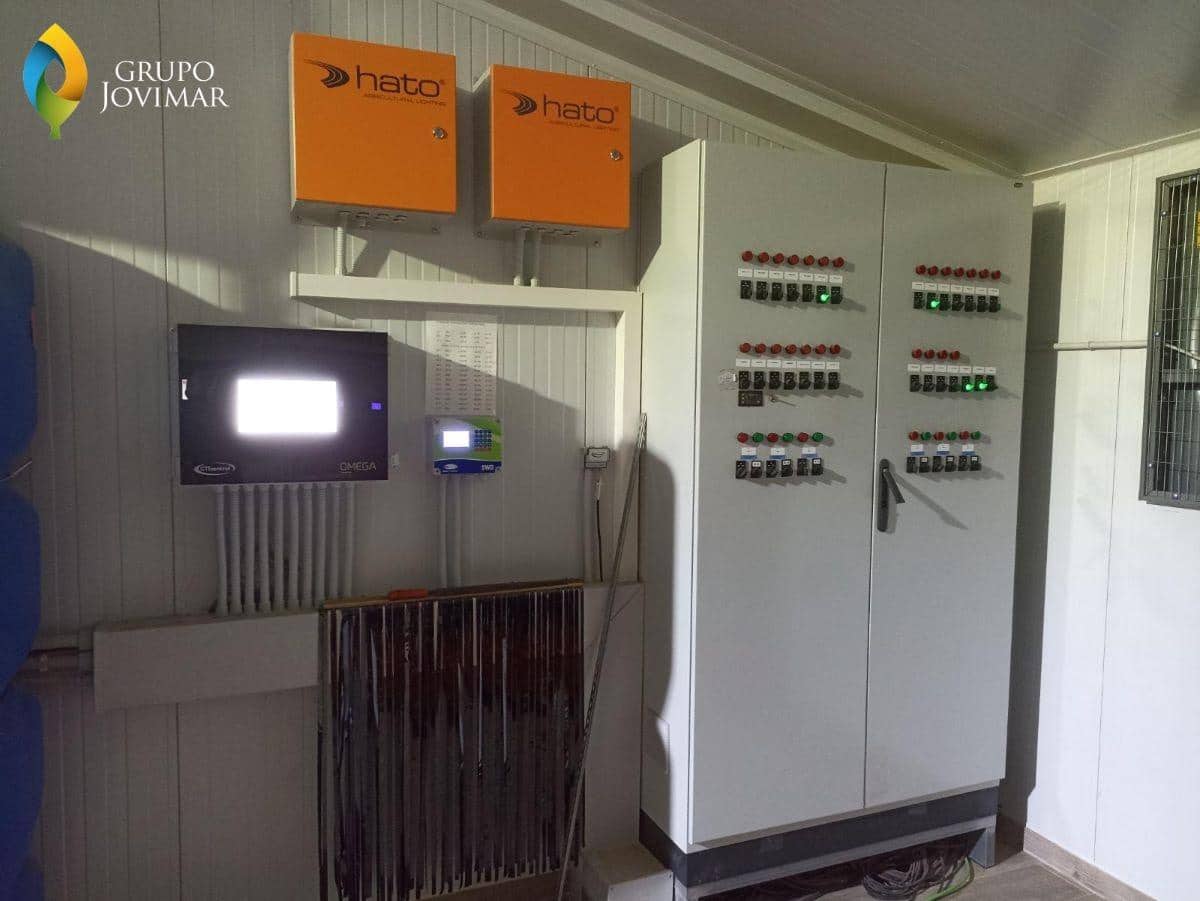 Grunde uden byggetilladelser til salg i Gor - € 2.100.000 (Ref: 8040123)