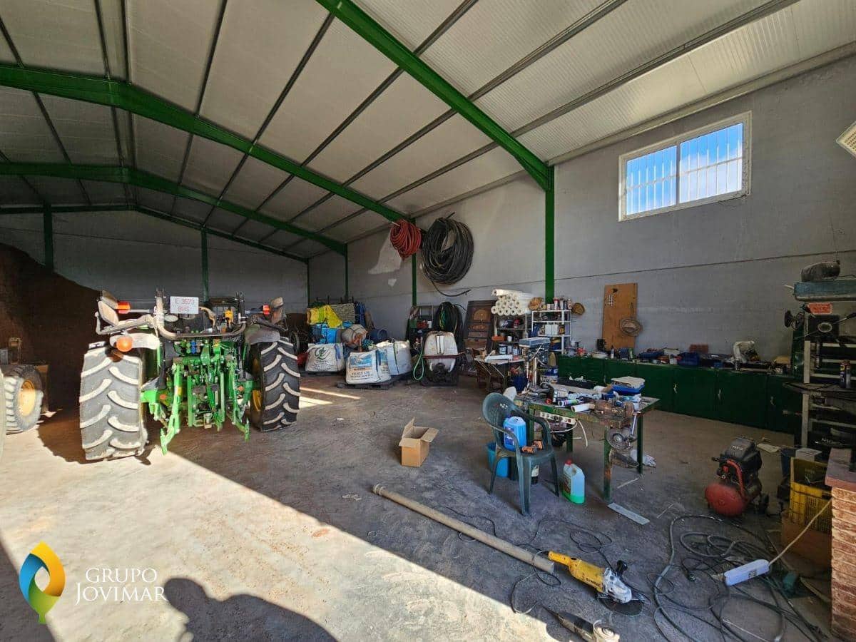 Grunde uden byggetilladelser til salg i Gor - € 2.100.000 (Ref: 8040123)