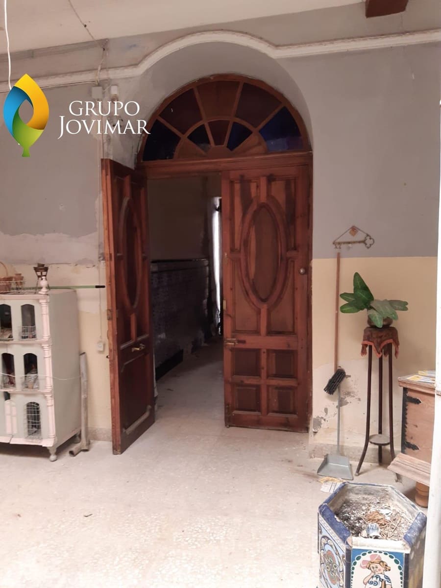 Finca/Landehus til salg i Baza - € 220.000 (Ref: 8472484)