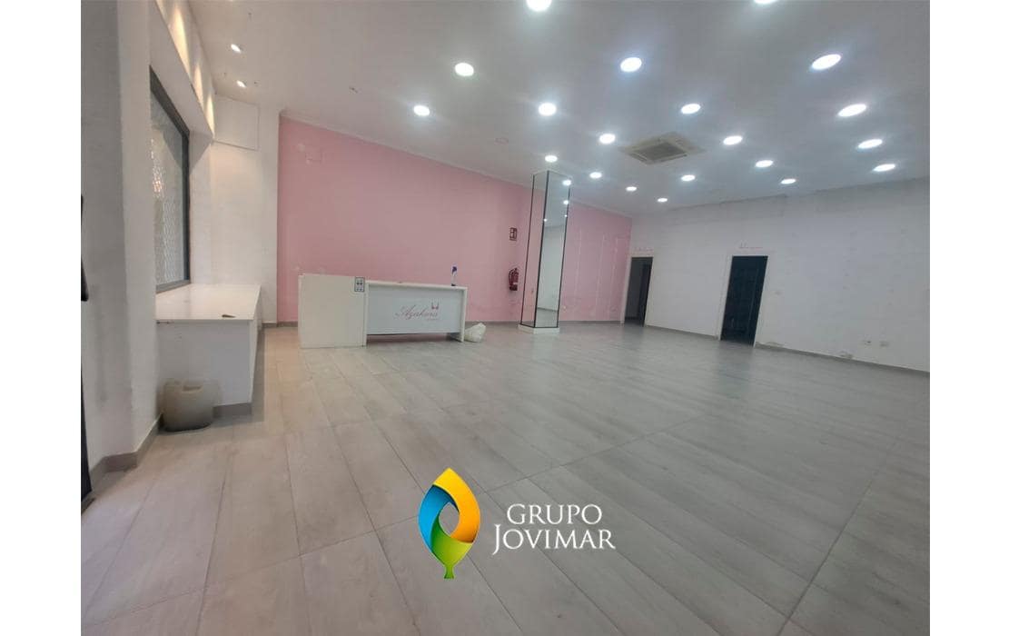 Kommersiell til leie i Guadix - € 500 (Ref: 8712825)