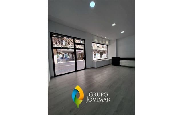 Kaupallinen vuokrattavana paikassa Guadix - 510 € (Ref: 8712825)