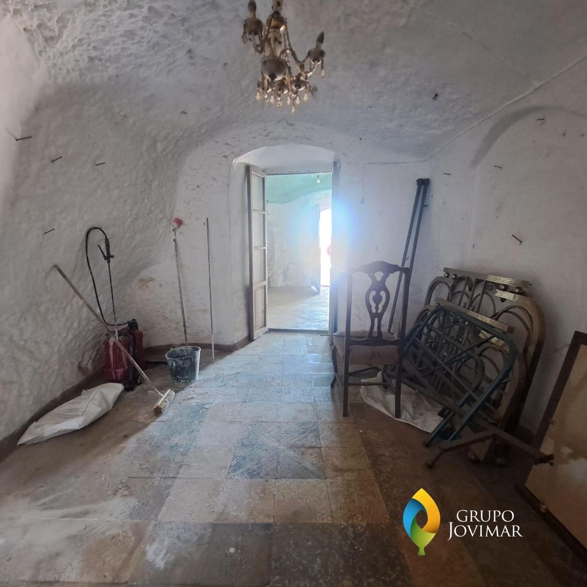 6 soveværelse Byhus til salg i Guadix - € 21.630 (Ref: 8815907)