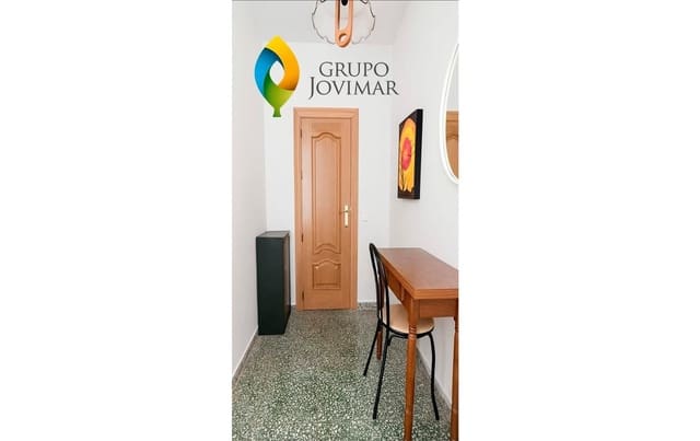 4 soveværelse Lejlighed til salg i Guadix med garage - € 155.000 (Ref: 9051164)