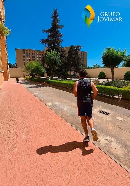 3 soveværelse Lejlighed til leje i Granada by - € 790 (Ref: 9236574)