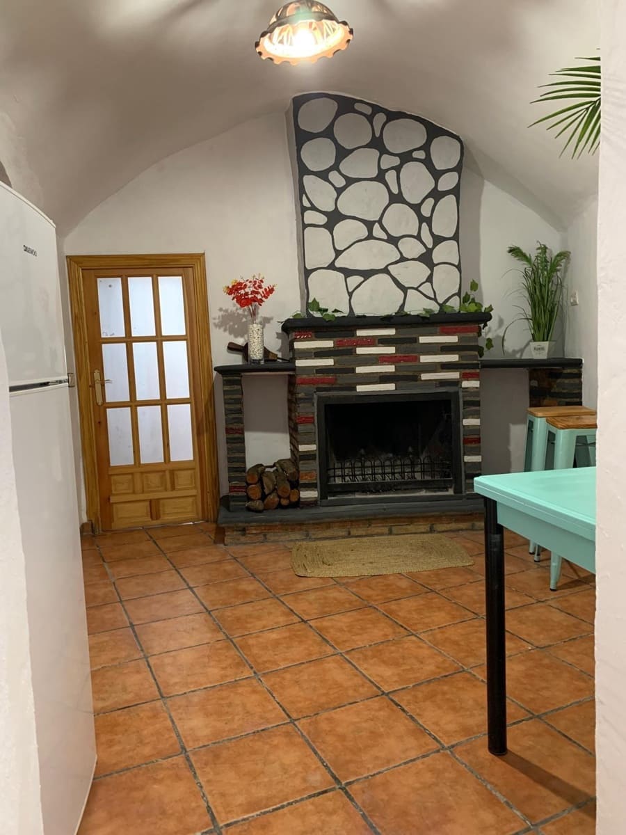 Casa Cueva de 5 habitaciones en Guadix en alquiler con garaje - 1.200 € (Ref: 9282352)