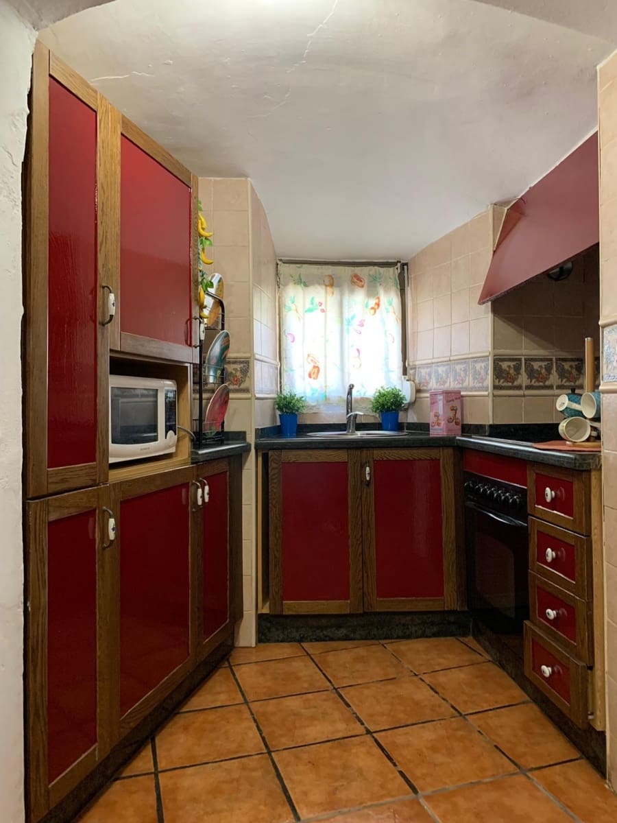 Casa Cueva de 5 habitaciones en Guadix en alquiler con garaje - 1.200 € (Ref: 9282352)