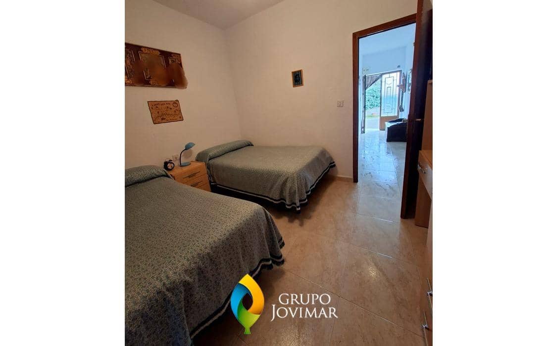 4 chambre Villa/Maison à vendre à Purullena avec garage - 134 260 € (Ref: 9335159)