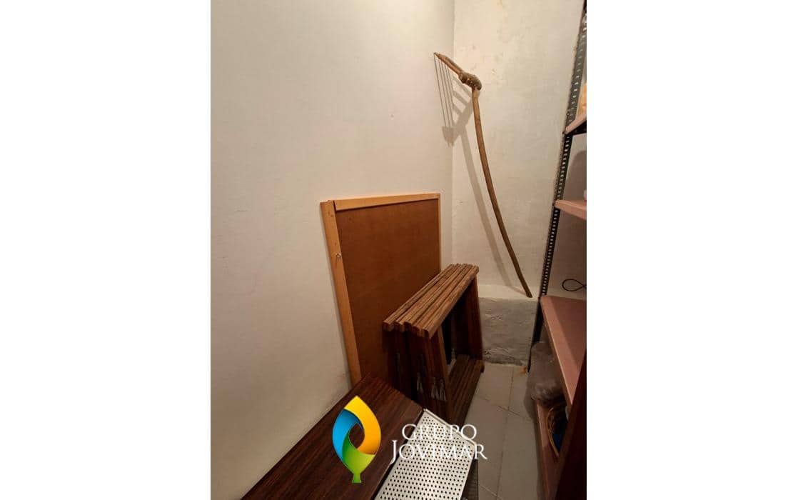 4 chambre Villa/Maison à vendre à Purullena avec garage - 134 260 € (Ref: 9335159)