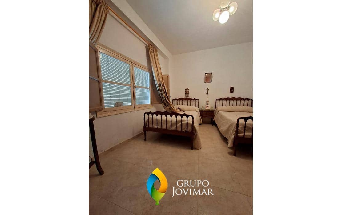 4 chambre Villa/Maison à vendre à Purullena avec garage - 134 260 € (Ref: 9335159)