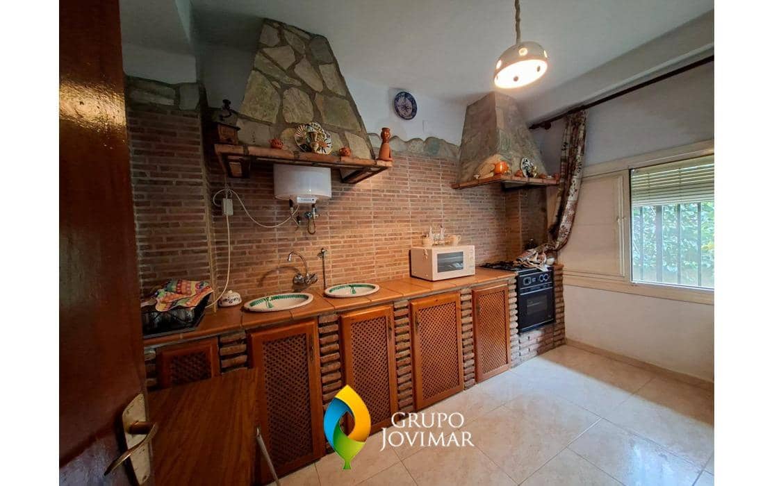 4 chambre Villa/Maison à vendre à Purullena avec garage - 134 260 € (Ref: 9335159)