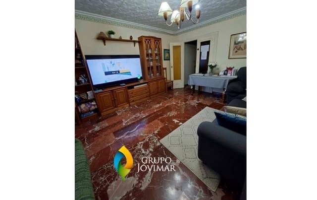 3 makuuhuone Asunto myytävänä paikassa Guadix - 119 840 € (Ref: 9362484)