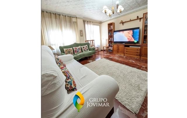 3 makuuhuone Asunto myytävänä paikassa Guadix - 119 840 € (Ref: 9362484)