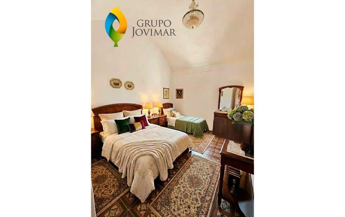 15 soverom Villa til salgs i Fonelas med svømmebasseng - € 180 000 (Ref: 9456469)