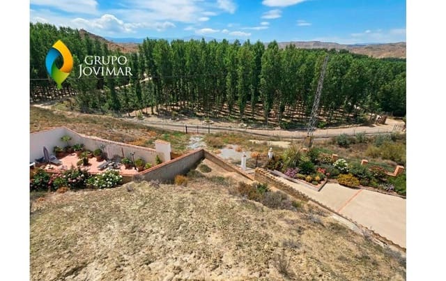 15 soverom Villa til salgs i Fonelas med svømmebasseng - € 169 900 (Ref: 9456469)