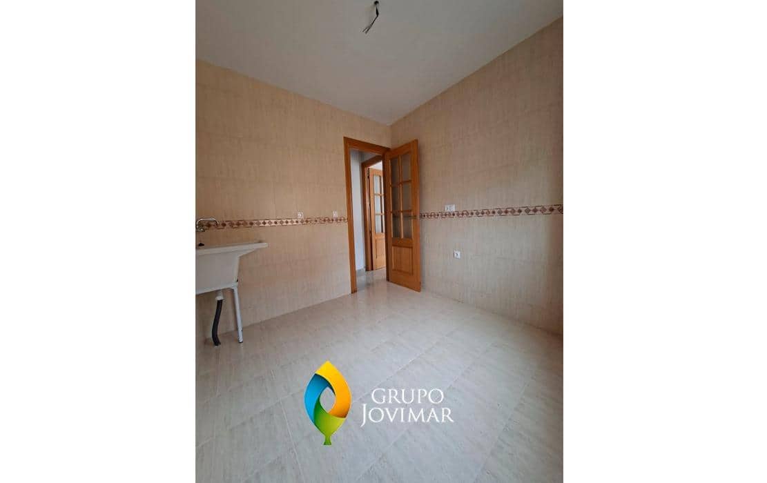 2 bedroom Flat for sale in Benalua de Guadix - € 59,840 (Ref: 9491601)
