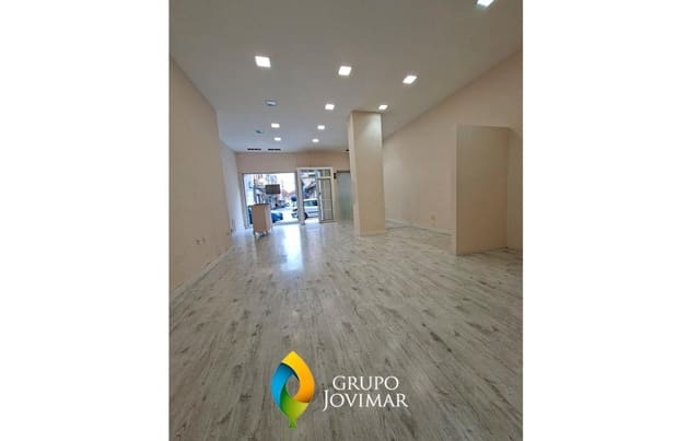 Local Comercial de 1 habitación en Guadix en alquiler - 800 € (Ref: 9504448)