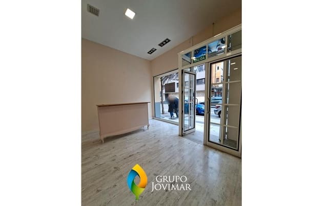 Local Comercial de 1 habitación en Guadix en alquiler - 800 € (Ref: 9504448)