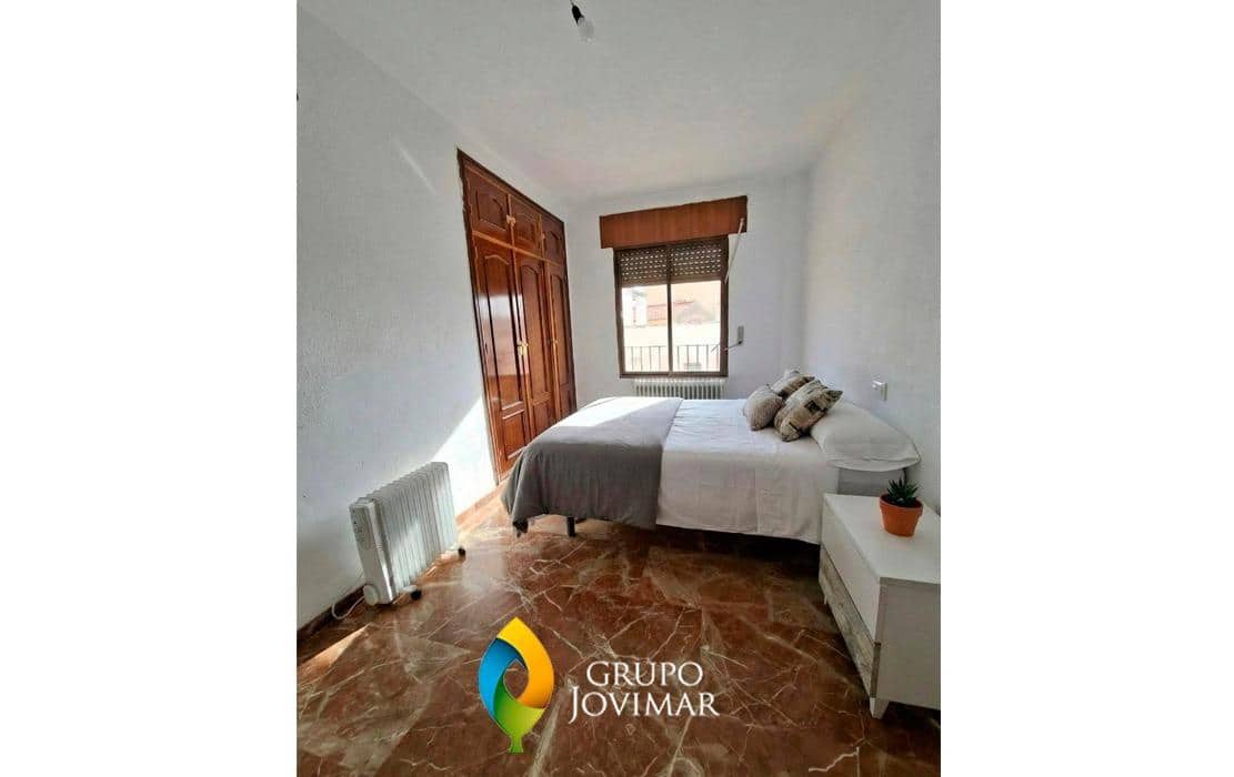 4 sovrum Lägenhet till salu i Guadix - 43 500 € (Ref: 9513530)