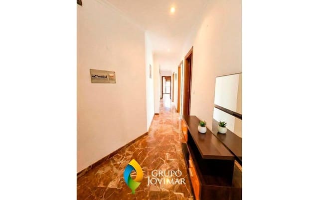 4 sovrum Lägenhet till salu i Guadix - 43 500 € (Ref: 9513530)