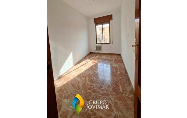 4 sovrum Lägenhet till salu i Guadix - 43 500 € (Ref: 9513530)