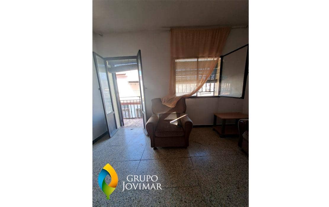 8 makuuhuone Maalaistalo myytävänä paikassa La Peza - 75 000 € (Ref: 9677602)