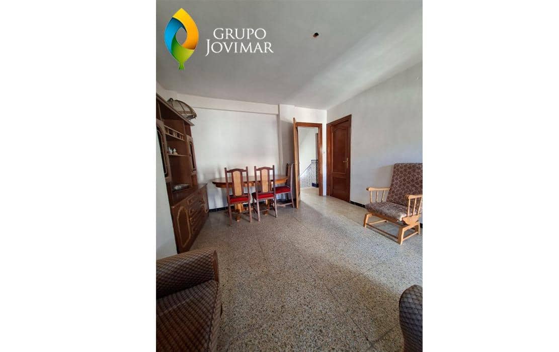 8 makuuhuone Maalaistalo myytävänä paikassa La Peza - 75 000 € (Ref: 9677602)