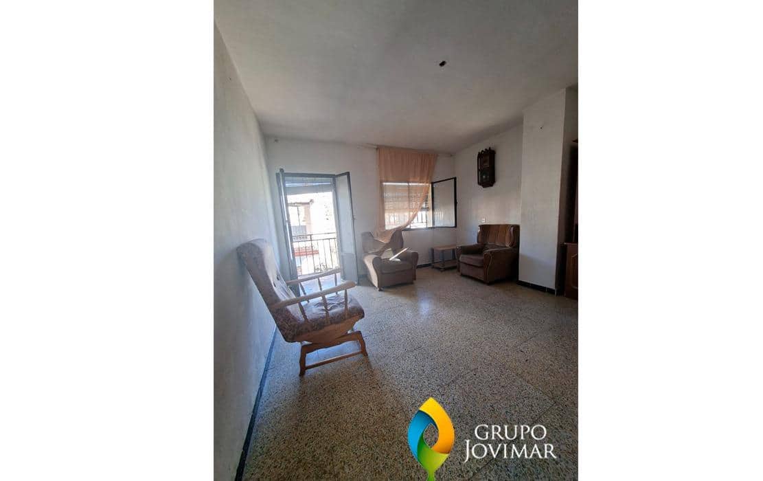 8 makuuhuone Maalaistalo myytävänä paikassa La Peza - 75 000 € (Ref: 9677602)