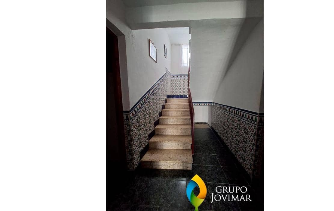 8 makuuhuone Maalaistalo myytävänä paikassa La Peza - 75 000 € (Ref: 9677602)