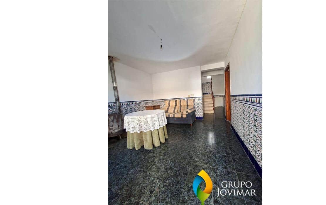 8 makuuhuone Maalaistalo myytävänä paikassa La Peza - 75 000 € (Ref: 9677602)