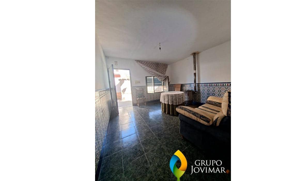 8 makuuhuone Maalaistalo myytävänä paikassa La Peza - 75 000 € (Ref: 9677602)