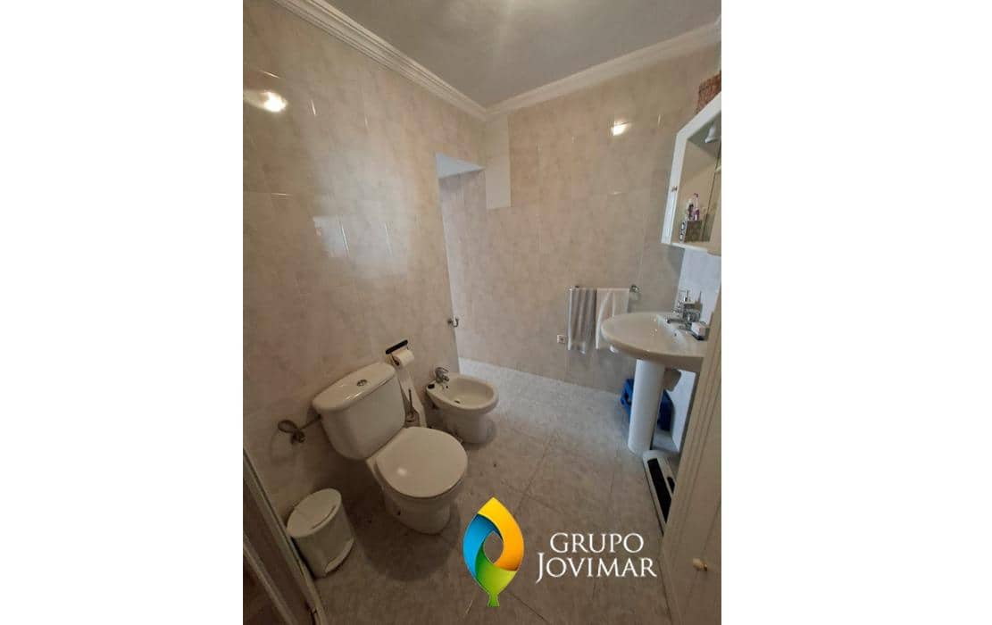 3 bedroom Townhouse for sale in Hueneja - € 33,000 (Ref: 9820644)