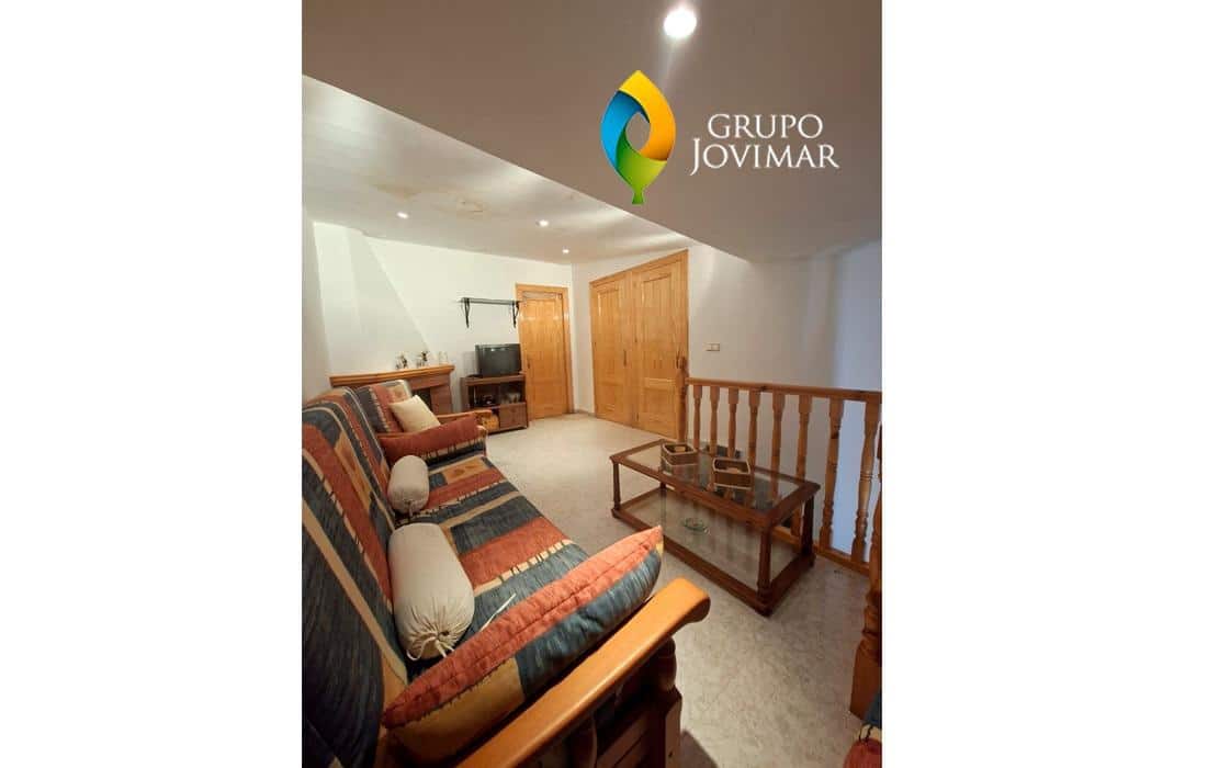 3 bedroom Townhouse for sale in Hueneja - € 33,000 (Ref: 9820644)