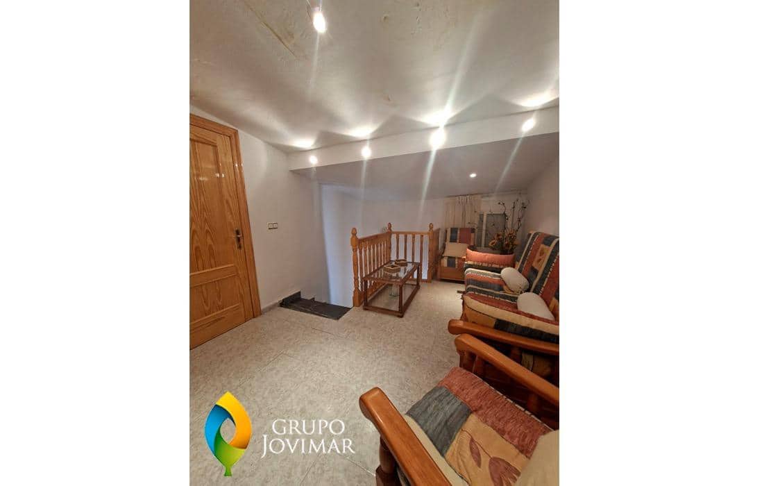 3 bedroom Townhouse for sale in Hueneja - € 33,000 (Ref: 9820644)