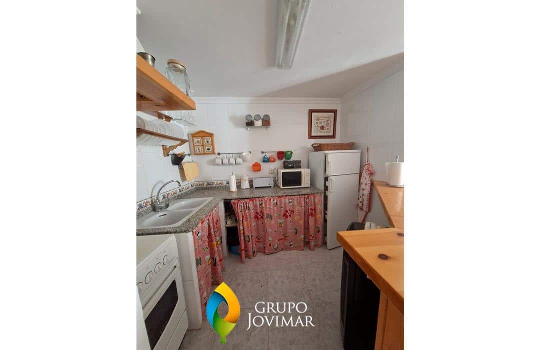 3 bedroom Townhouse for sale in Hueneja - € 33,000 (Ref: 9820644)