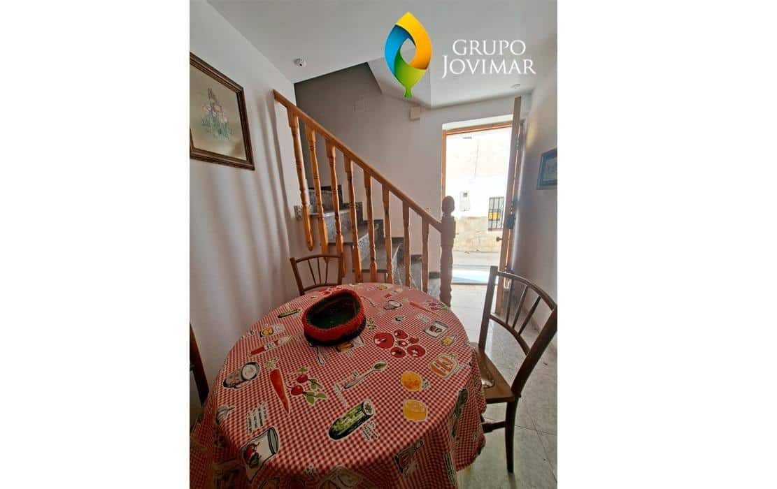 3 bedroom Townhouse for sale in Hueneja - € 33,000 (Ref: 9820644)