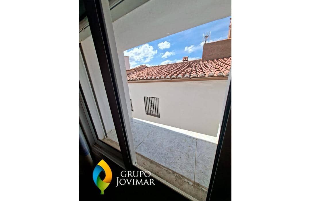 3 bedroom Townhouse for sale in Hueneja - € 33,000 (Ref: 9820644)