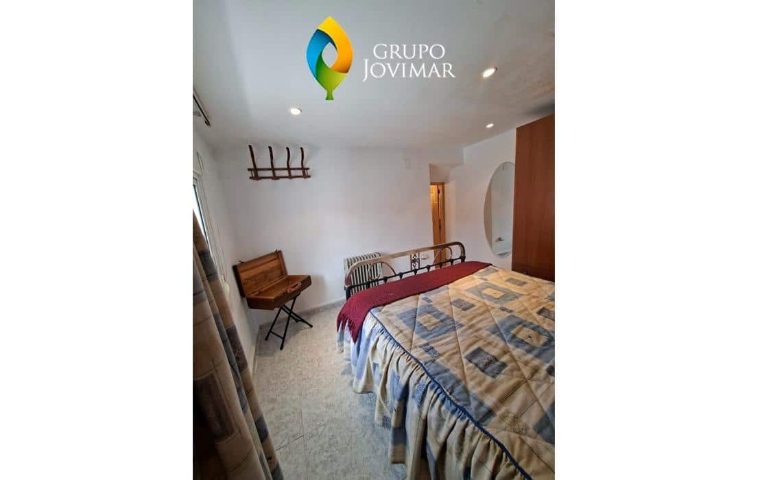 3 bedroom Townhouse for sale in Hueneja - € 33,000 (Ref: 9820644)