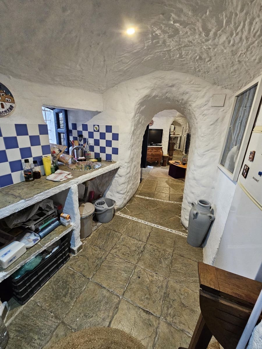 1 soverom Grottehus til salgs i Guadix - € 49 000 (Ref: 9851905)