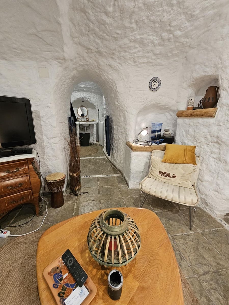 1 soverom Grottehus til salgs i Guadix - € 49 000 (Ref: 9851905)