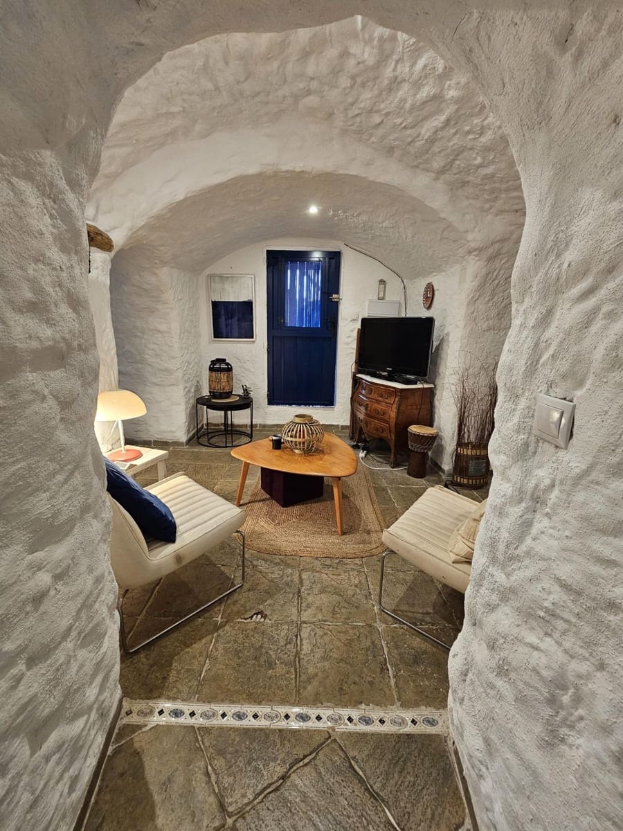 1 soverom Grottehus til salgs i Guadix - € 49 000 (Ref: 9851905)