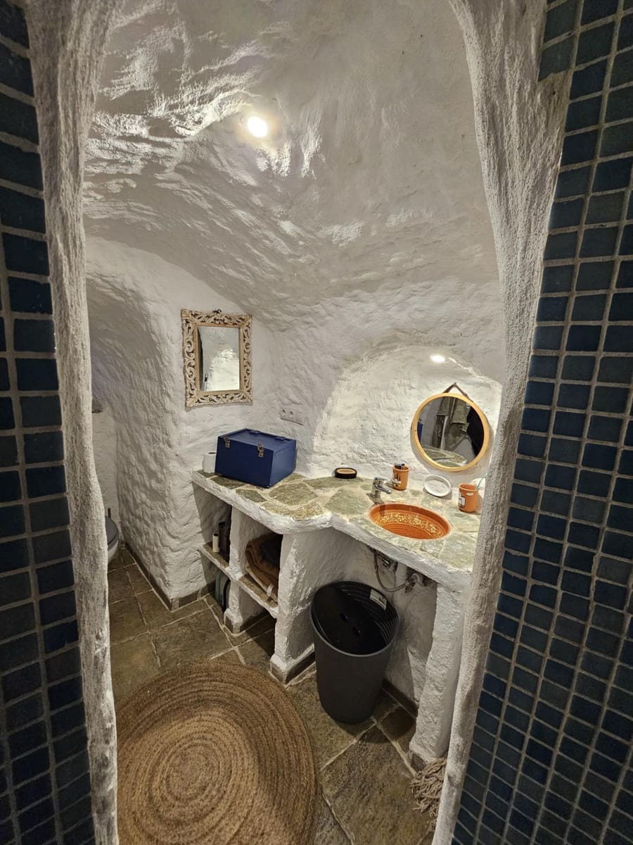 1 soverom Grottehus til salgs i Guadix - € 49 000 (Ref: 9851905)
