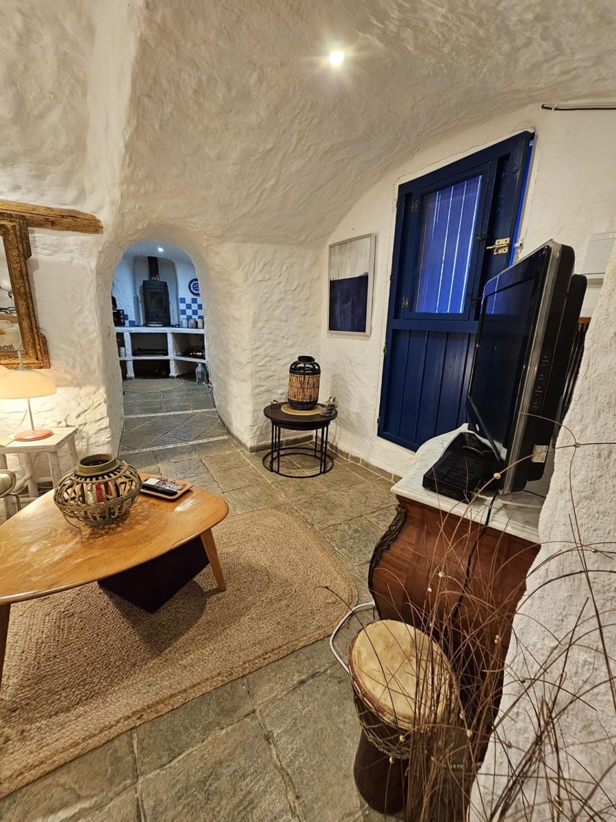 1 soverom Grottehus til salgs i Guadix - € 49 000 (Ref: 9851905)