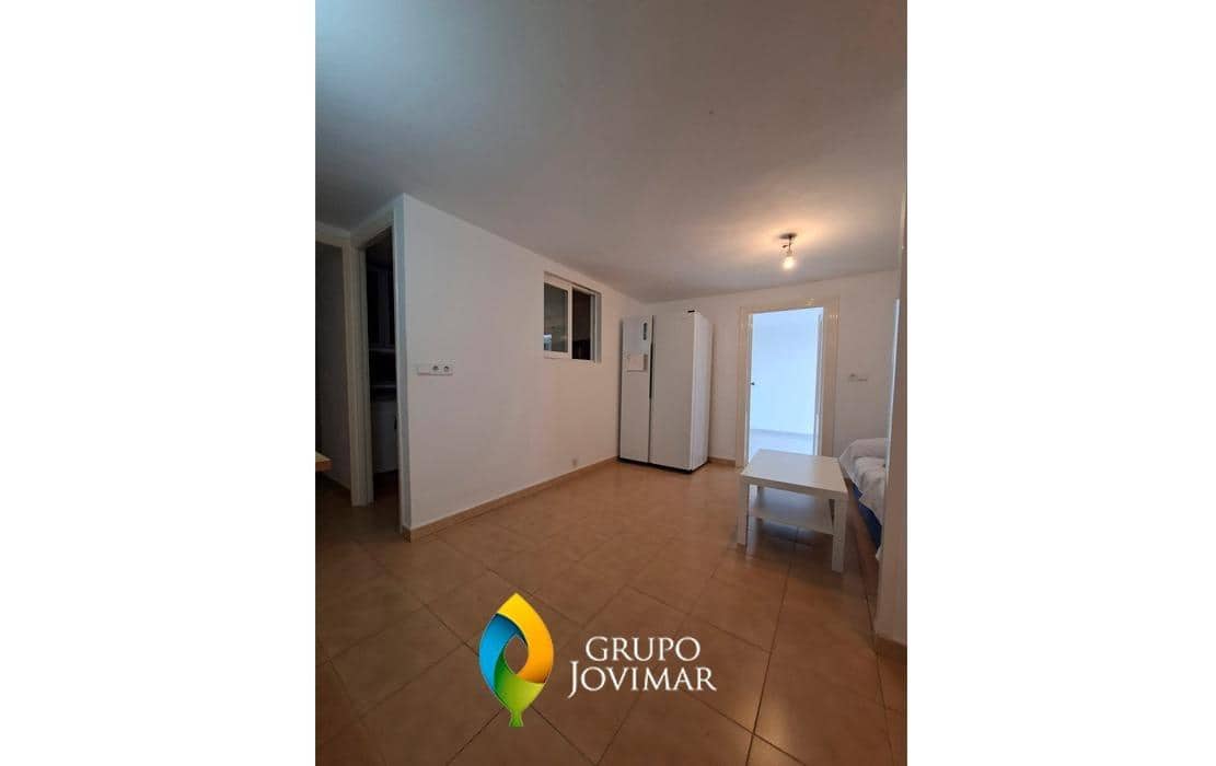 5 bedroom Townhouse for sale in Guadix with garage - € 138,000 (Ref: 9920564)
